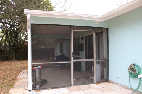 Villa ou maison à louer à Port St. Lucie, Floride: 3 chambres, 93.46 m2 № 2146571 - photo 26