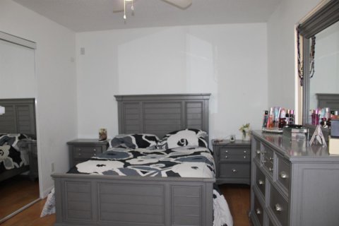 Villa ou maison à louer à Port St. Lucie, Floride: 3 chambres, 93.46 m2 № 2146571 - photo 3