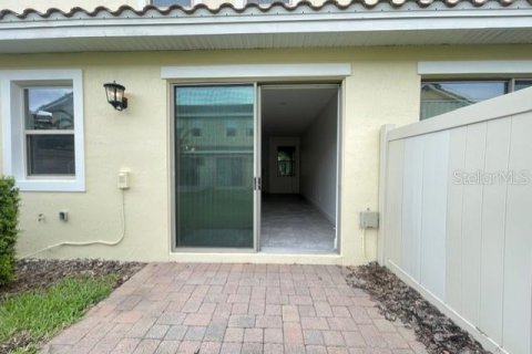 Touwnhouse à vendre à Orlando, Floride: 2 chambres, 125.7 m2 № 2354965 - photo 15