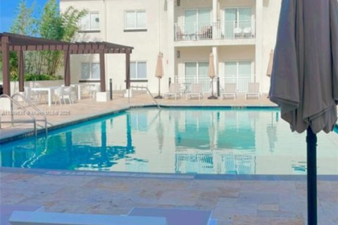 Copropriété à louer à Doral, Floride: 1 chambre, 77.85 m2 № 1938920 - photo 7