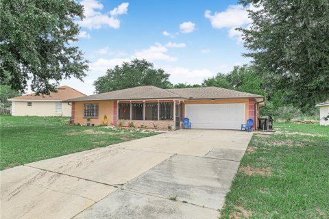 Villa ou maison à vendre à Poinciana, Floride: 2 chambres, 91.88 m2 № 2208035 - photo 2