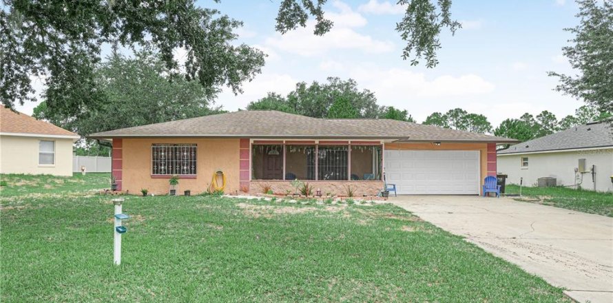 Villa ou maison à Poinciana, Floride 2 chambres, 91.88 m2 № 2208035