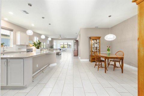 Casa en venta en Ocala, Florida, 2 dormitorios, 201.04 m2 № 2104661 - foto 9
