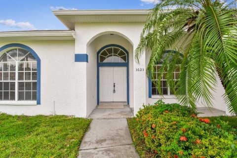 House in Sun City Center, Florida 4 bedrooms, 217.48 sq.m. № 1837346 - photo 8