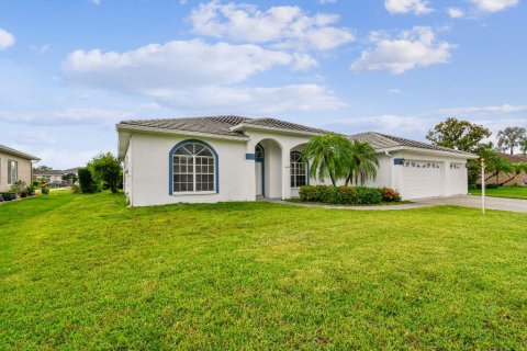 House in Sun City Center, Florida 4 bedrooms, 217.48 sq.m. № 1837346 - photo 6