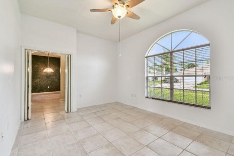 House in Sun City Center, Florida 4 bedrooms, 217.48 sq.m. № 1837346 - photo 12