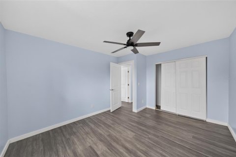 Villa ou maison à vendre à Cape Coral, Floride: 3 chambres, 183.11 m2 № 2287460 - photo 23