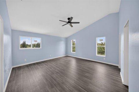 Villa ou maison à vendre à Cape Coral, Floride: 3 chambres, 183.11 m2 № 2287460 - photo 18