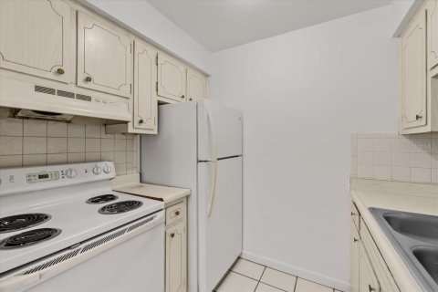 Copropriété à vendre à Clearwater, Floride: 1 chambre, 54.35 m2 № 1915218 - photo 11