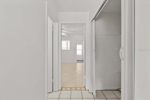 Copropriété à vendre à Clearwater, Floride: 1 chambre, 54.35 m2 № 1915218 - photo 13