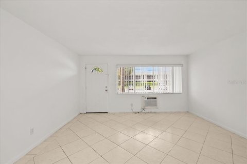 Copropriété à vendre à Clearwater, Floride: 1 chambre, 54.35 m2 № 1915218 - photo 6