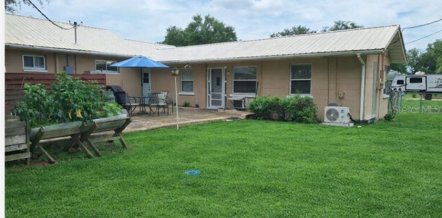 Appartement à Eustis, Floride 1 chambre, 52.03 m2 № 2107303