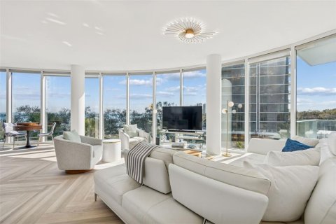 Condo in Tampa, Florida, 3 bedrooms № 2103641 - photo 29