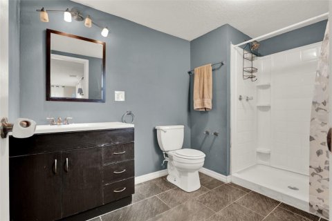 House in Sorrento, Florida 3 bedrooms, 119.66 sq.m. № 1846366 - photo 11