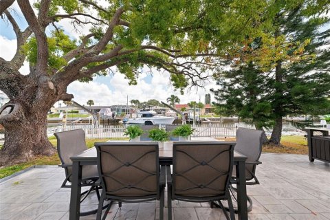 Casa en venta en New Port Richey, Florida, 3 dormitorios, 144.37 m2 № 2342235 - foto 19