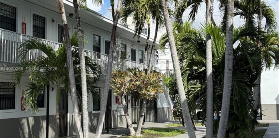 Appartement à Miami, Floride 1 chambre № 2079245