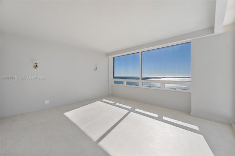 Copropriété à louer à Miami, Floride: 3 chambres, 152.36 m2 № 2019859 - photo 12