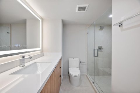 Copropriété à louer à Miami, Floride: 3 chambres, 152.36 m2 № 2019859 - photo 13