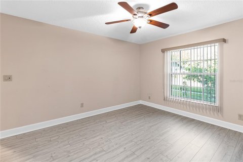 House in Clearwater, Florida 5 bedrooms, 208.47 sq.m. № 2210836 - photo 18
