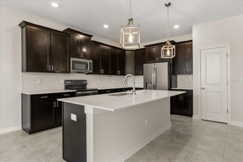 Casa en venta en Orlando, Florida, 4 dormitorios, 220.18 m2 № 1841793 - foto 5