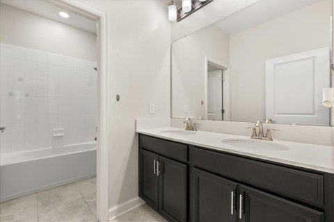 Casa en venta en Orlando, Florida, 4 dormitorios, 220.18 m2 № 1841793 - foto 17