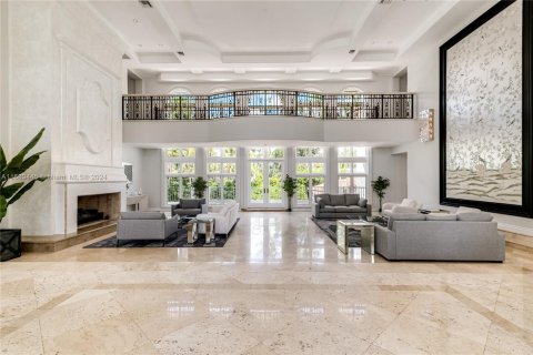 Villa ou maison à louer à Fort Lauderdale, Floride: 9 chambres, 2021.18 m2 № 1710856 - photo 23