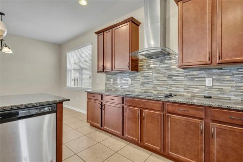 Casa en venta en Kissimmee, Florida, 5 dormitorios, 295.15 m2 № 1858074 - foto 17