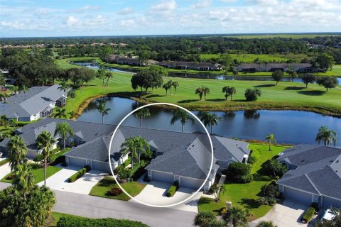 House in Sarasota, Florida 2 bedrooms, 146.04 sq.m. № 2409029