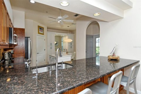 House in Sarasota, Florida 2 bedrooms, 146.04 sq.m. № 2409029 - photo 19