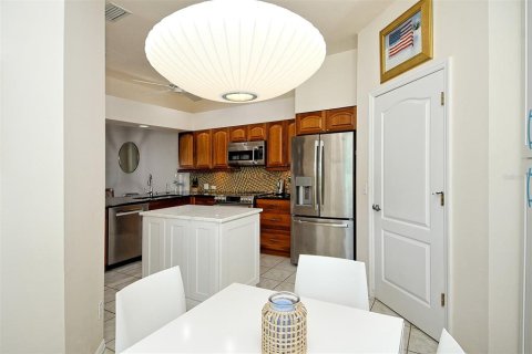 House in Sarasota, Florida 2 bedrooms, 146.04 sq.m. № 2409029 - photo 22