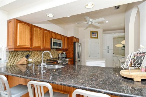 House in Sarasota, Florida 2 bedrooms, 146.04 sq.m. № 2409029 - photo 18
