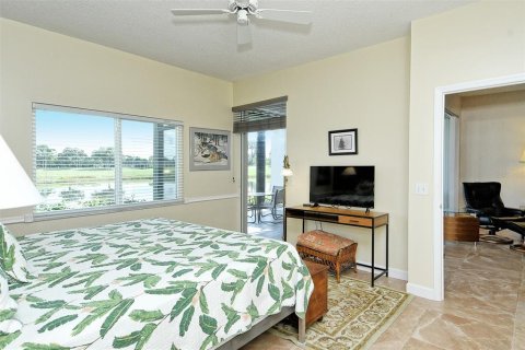 House in Sarasota, Florida 2 bedrooms, 146.04 sq.m. № 2409029 - photo 26
