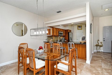 House in Sarasota, Florida 2 bedrooms, 146.04 sq.m. № 2409029 - photo 16