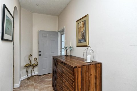 House in Sarasota, Florida 2 bedrooms, 146.04 sq.m. № 2409029 - photo 6