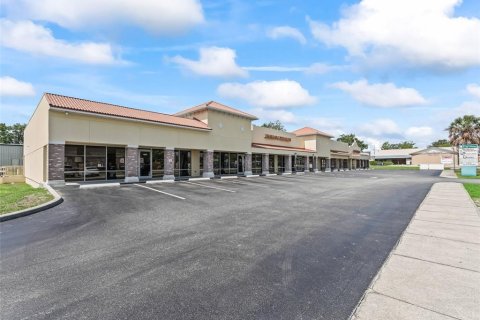 Propiedad comercial en venta en Oxford, Florida, 1337.79 m2 № 1740974 - foto 17