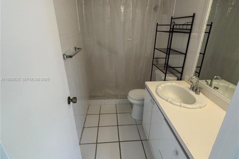 Appartement à louer à Miami Lakes, Floride: 2 chambres, 85.28 m2 № 1976693 - photo 6