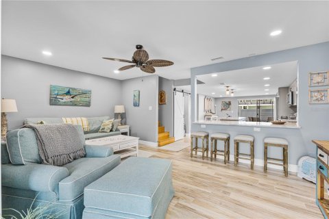 Condominio en venta en Indian Rocks Beach, Florida, 2 dormitorios, 112.23 m2 № 1908309 - foto 11