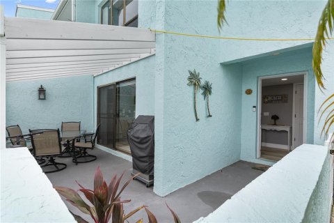 Condominio en venta en Indian Rocks Beach, Florida, 2 dormitorios, 112.23 m2 № 1908309 - foto 2