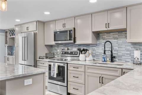 Condominio en venta en Indian Rocks Beach, Florida, 2 dormitorios, 112.23 m2 № 1908309 - foto 5