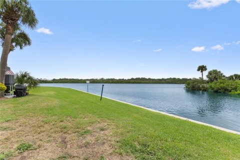 Condominio en venta en Indian Rocks Beach, Florida, 2 dormitorios, 112.23 m2 № 1908309 - foto 21