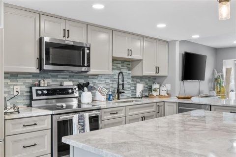 Condominio en venta en Indian Rocks Beach, Florida, 2 dormitorios, 112.23 m2 № 1908309 - foto 4