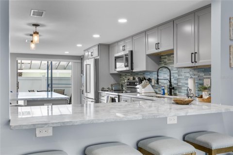Condominio en venta en Indian Rocks Beach, Florida, 2 dormitorios, 112.23 m2 № 1908309 - foto 7