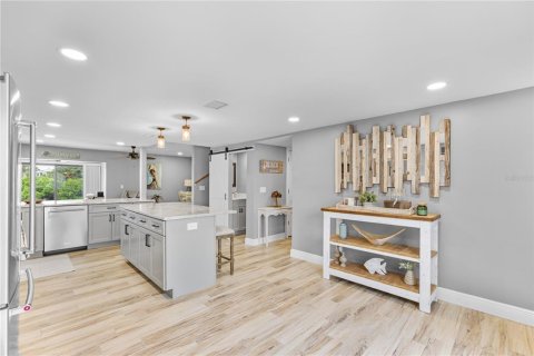 Condominio en venta en Indian Rocks Beach, Florida, 2 dormitorios, 112.23 m2 № 1908309 - foto 12