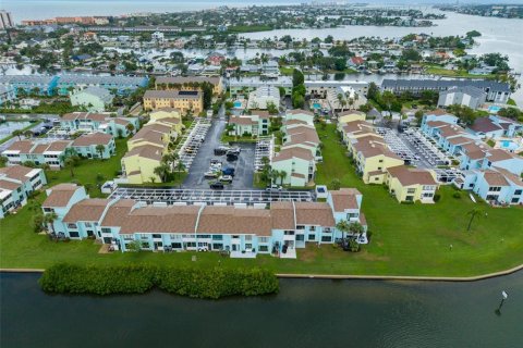 Condominio en venta en Indian Rocks Beach, Florida, 2 dormitorios, 112.23 m2 № 1908309 - foto 23