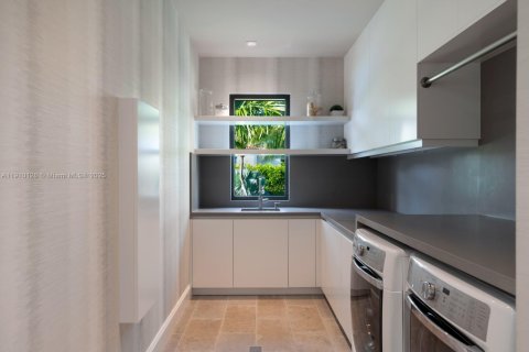 Casa en venta en Boca Raton, Florida, 5 dormitorios, 791.43 m2 № 2016395 - foto 15