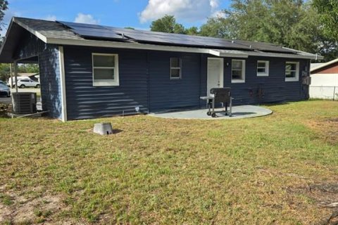 House in Ocala, Florida 2 bedrooms, 89.19 sq.m. № 2150754 - photo 10