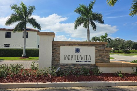 Casa en venta en Homestead, Florida, 4 dormitorios, 189.99 m2 № 1968810 - foto 2