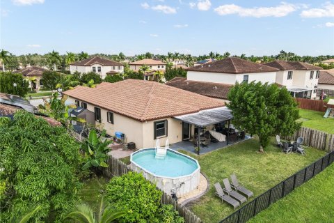 Casa en venta en Homestead, Florida, 4 dormitorios, 189.99 m2 № 1968810 - foto 10