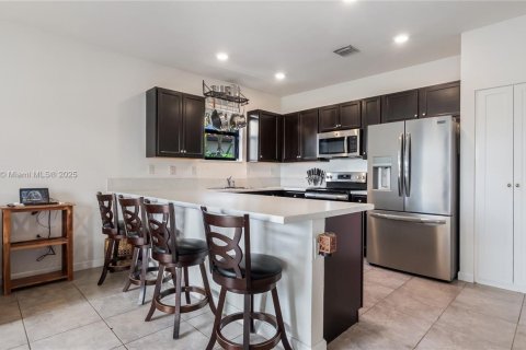 Casa en venta en Homestead, Florida, 4 dormitorios, 189.99 m2 № 1968810 - foto 21