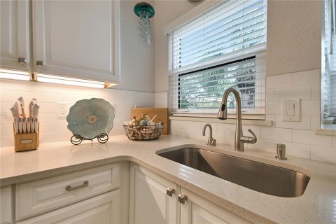 Copropriété à vendre à New Smyrna Beach, Floride: 3 chambres, 158.31 m2 № 2117313 - photo 19